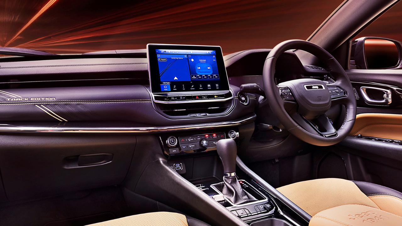 Jeep Compass Track edition Interior