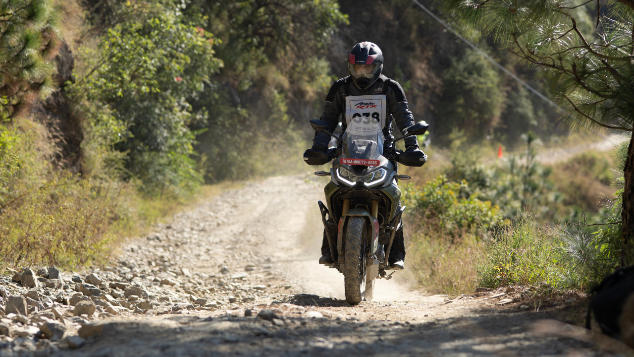 The seating triangle feels natural and commanding, giving you a clear view of the road ahead and great control both on and off the tarmac