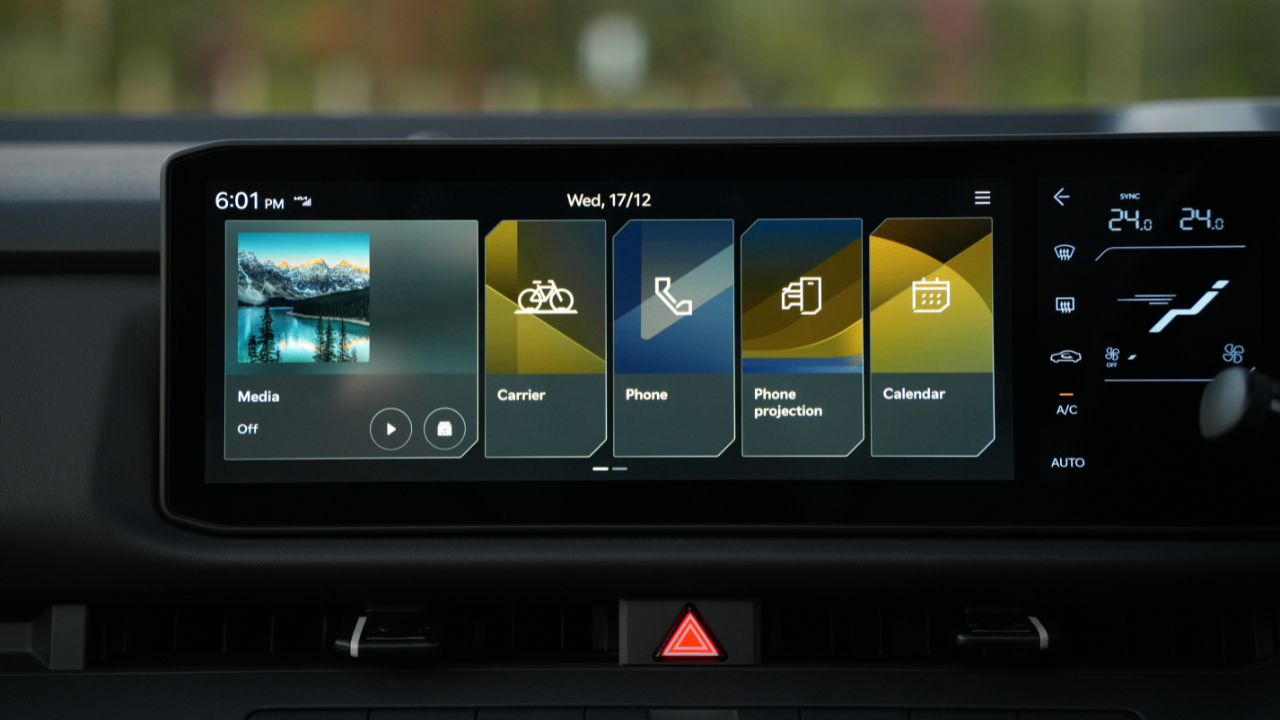 Gets 12.3-inch touchscreen