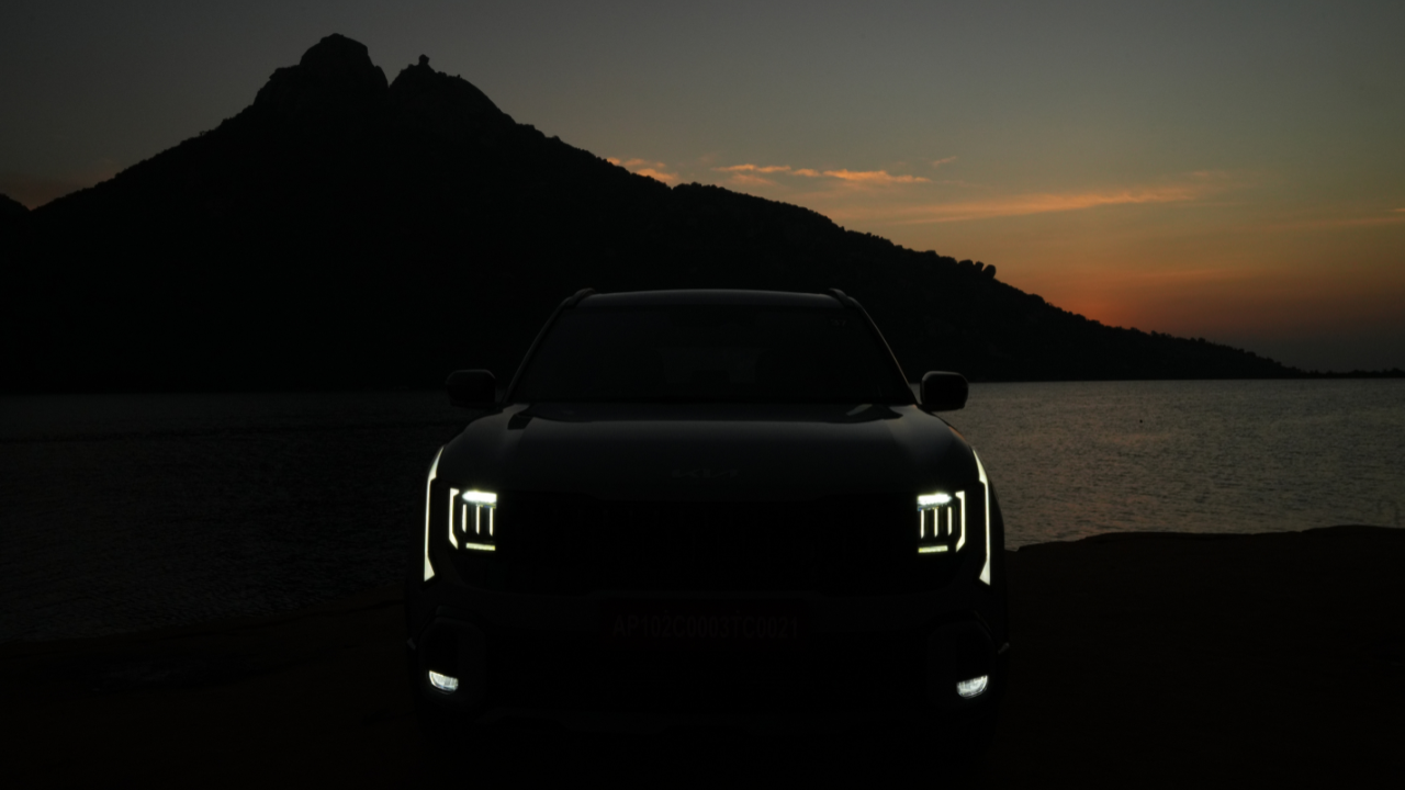 . The bold design may also divide opinion. Even so, taken as a whole, the Seltos comes across as a mature, well-rounded package