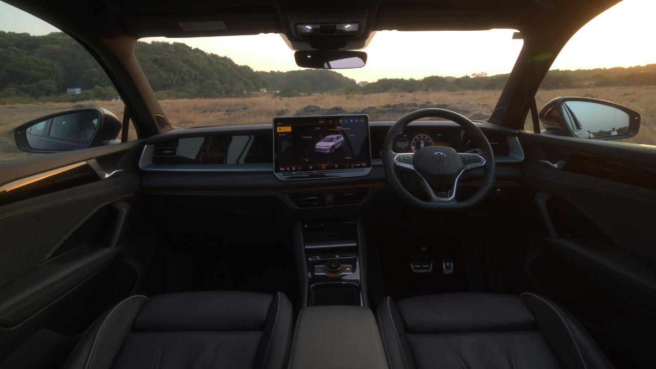 Volkswagen Tayron R-Line interior