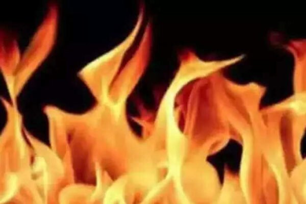 Delhi fire: Blaze breaks out in Sadar Bazar, more than 10 fire engines on site | India News